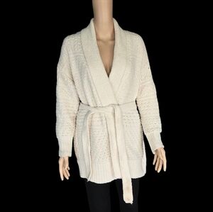 Jessica Simpson Ultra Soft Warm Cream Chunky Knit Sweater Size Medium